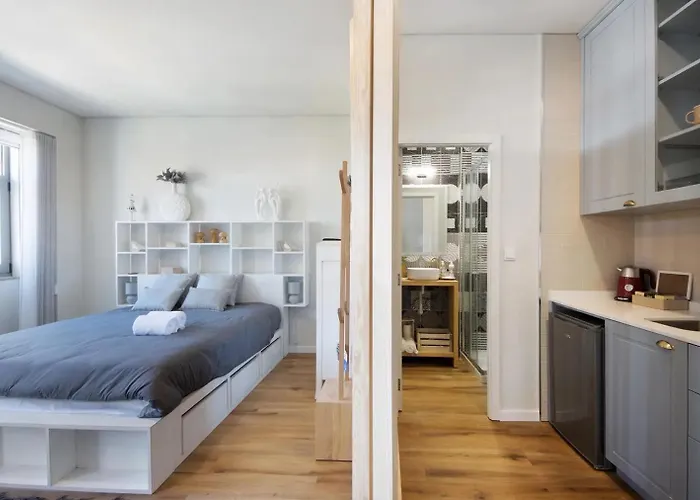 - - 5 Apartment Porto