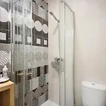 - - 5 Apartmán *